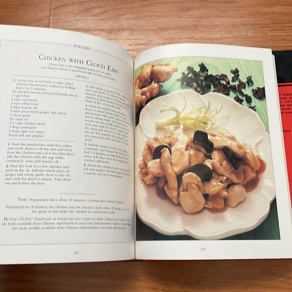 The Complete Chinese Cookbook - Picture 7 of 9